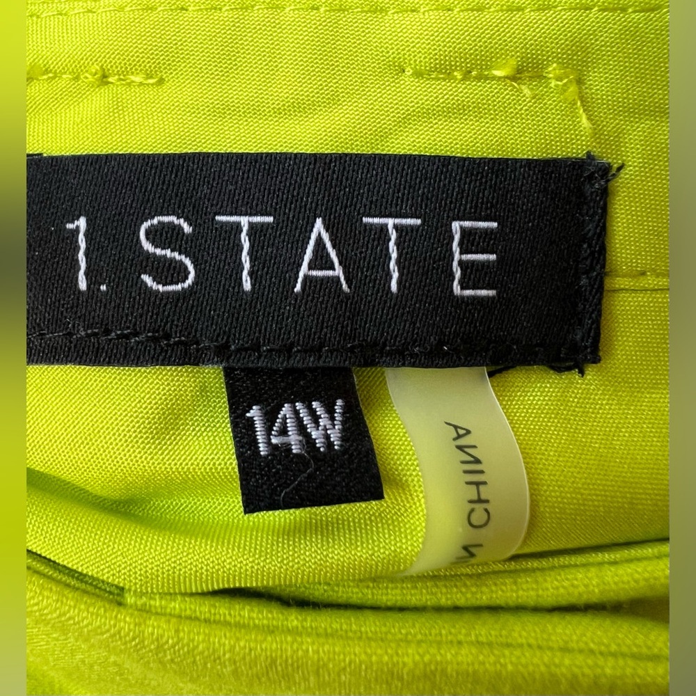 1. State -  14W - NWT - Green Bermuda Shorts Performance Fabric - Frt Pockets - Picture 3 of 6